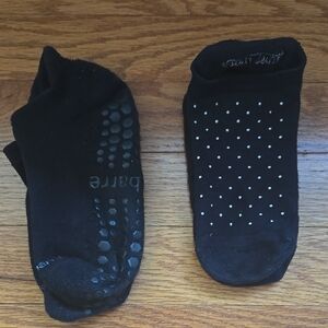 2 Pairs Of Black Barre Grip Socks Size Small